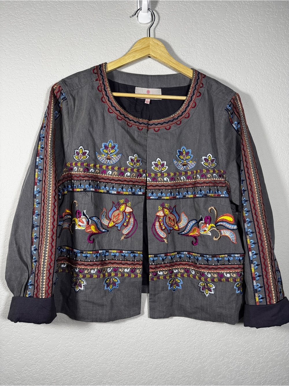 Laurie Felt Jacket Womens L Gray Floral Embroidered Boho Open Front Blazer